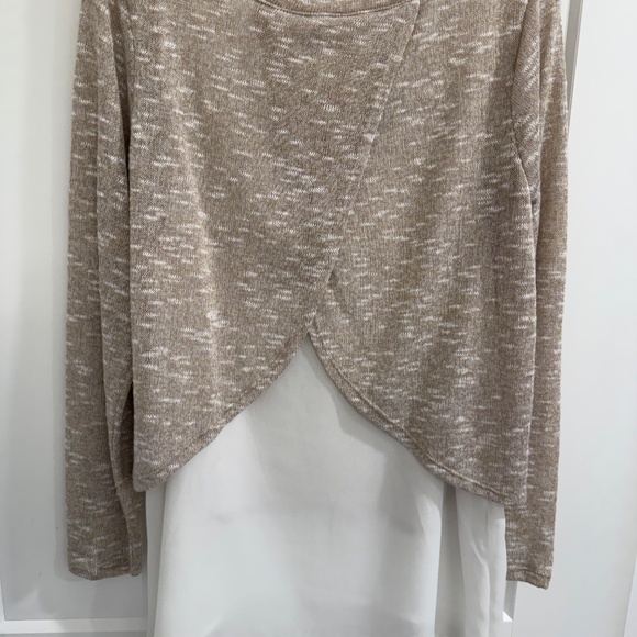 Maurice Gold Thred Sweater, Large - Picture 5 of 5